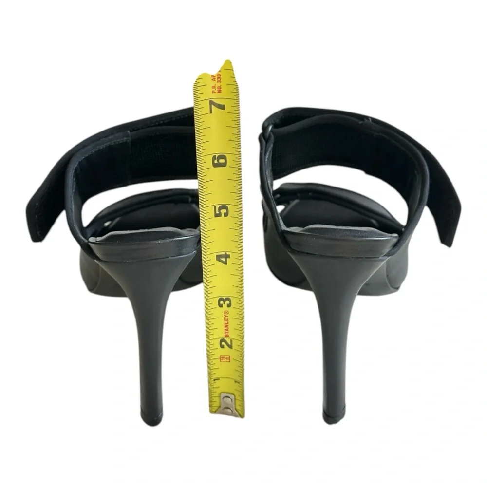 A7EIJE Women's Judson Dress Sandal Gray Black Size 7 - Picture 9 of 12